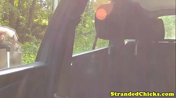 شاهد مقاطع فيديو Innocent hitchhiking teen from russia car sex القيادة