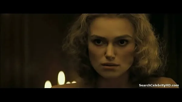 Bekijk video's Keira Knightley in The Duchess 2008 rijden