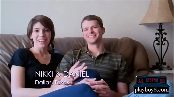 ดูวิดีโอ This new amateur swinger couple are natural swingers drive