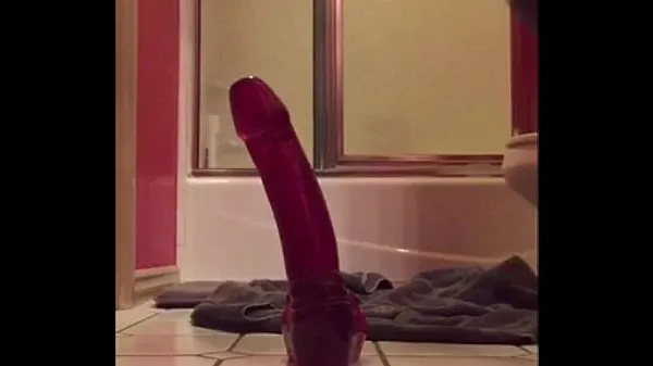 Assista American challenge deep anal dildo vídeos de drive