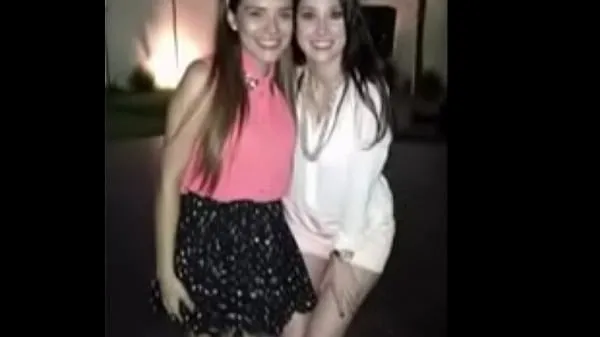 Mira Trío con dos enfermeras latinas videos de Drive