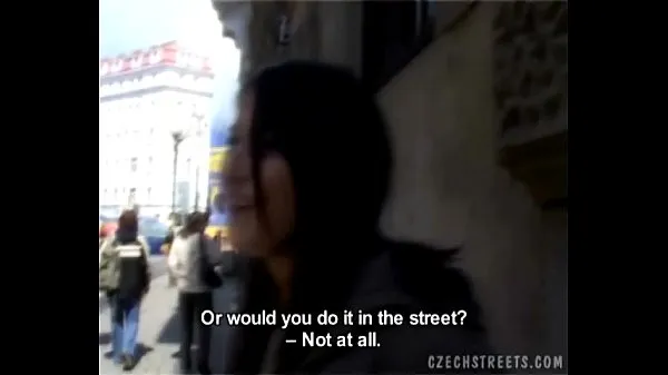 ดูวิดีโอ CZECH Street sex for drive