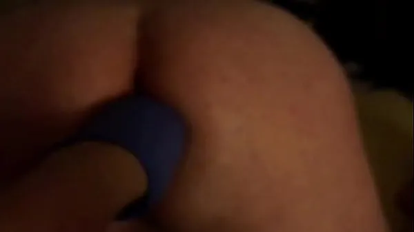 Oglejte si videoposnetke Amateur Prostate Fingers vožnjo