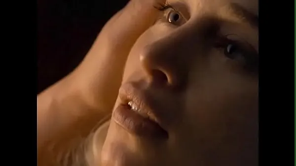 Tonton Emilia Clarke Sex Scenes In Game Of Thrones memacu Video