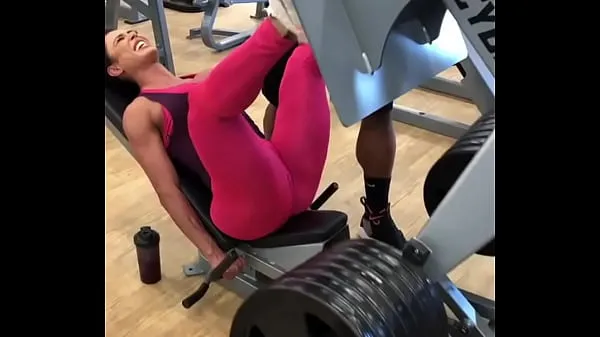 Watch Gym Cameltoe 2 drive Videos