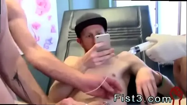 Oglejte si videoposnetke Oldest man gay tube Sky and Compression Boy and Caleb Calipso and Chad Anders and Klaus Larson black gay porn in south africa vožnjo