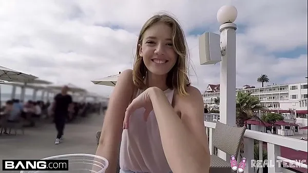 Tonton Real Teens - Teen POV pussy play in public drive Video