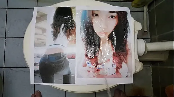 Xem pissing on printed pic thúc đẩy Video