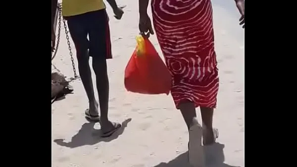 Tonton Senegalese woman memacu Video
