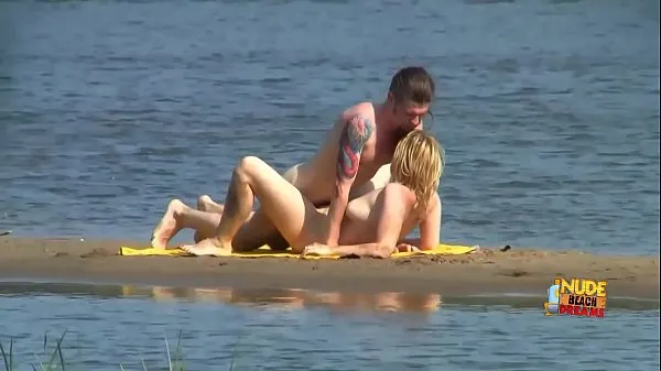 ดูวิดีโอ Welcome to the real nude beaches drive