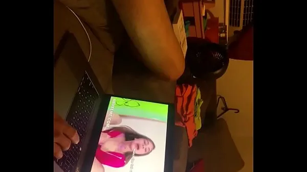 Podívejte se na videa Jimmy watching porn řízení