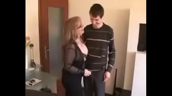 ดูวิดีโอ step Mom shows aunt what my cock is capable of drive