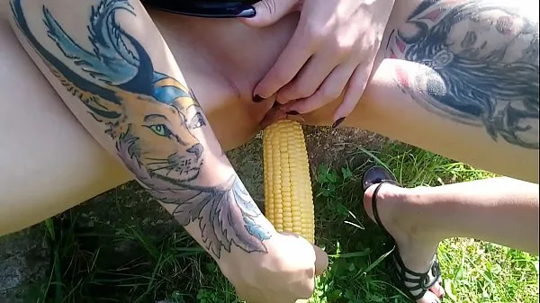 Watch Lucy Ravenblood fucking pussy with corn in public drive Videos