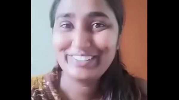 观看Swathi naidu sharing her contact details for video sex驱动器视频