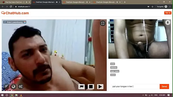 Man eats pussy on webcam ड्राइव वीडियो देखें