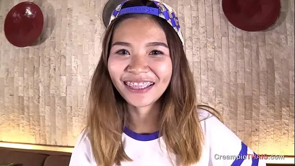 Tonton Thai teen smile with braces gets creampied memacu Video
