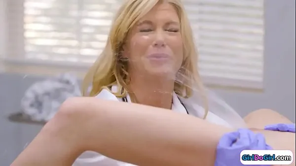 Watch Unaware doctor gets squirted in her face drive Videos