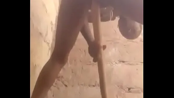 Guarda i video Cazzo di bastone ragazza africana guida