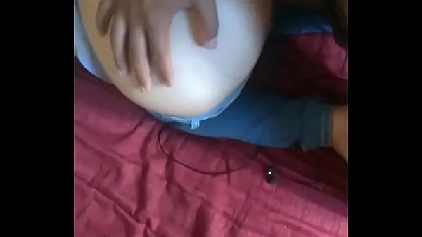 Watch My ex calls me to fuck her at home because she feels lonely and her husband hasn't touched her for a long time. We take advantage of the morning to take away the desire while her husband works drive Videos