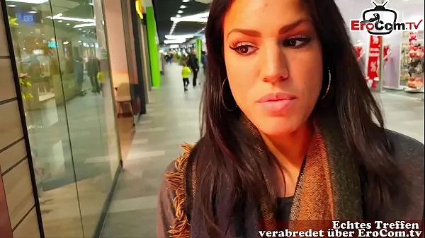 ดูวิดีโอ German amateur latina teen public pick up in shoppingcenter and POV fuck with huge cum loads drive
