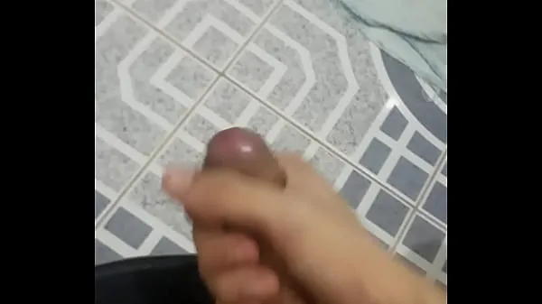 شاهد مقاطع فيديو Just a handjob القيادة