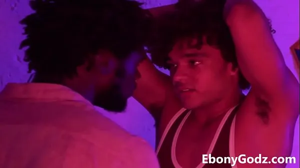 Videoları izleyin Ebony Dom Ties Up A Twink And Fucks Him yönlendirin