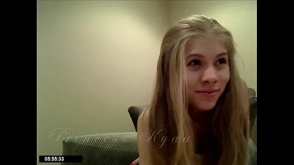 Bekijk video's Young mistress webcam rijden