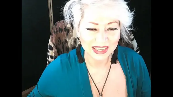 Watch Mature slut AimeeParadise is the Queen of bitch orgasms drive Videos