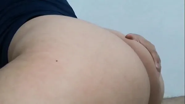 Titta på A 3-month-old pregnant ass friend offers me her body in exchange for financial help and I let her fuck me to her liking drive-videor