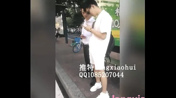 Assista O professor Lang Xiaohui conecta os trabalhadores na estação de ônibus e os puxa de volta para o hotel para acasalar com outro Shao Ling-1 vídeos de drive