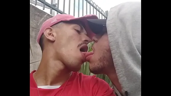 Xem Comendo o irmão da minha namorada depois do baile thúc đẩy Video