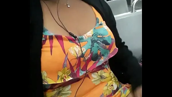 Regardez SAPECA SANS CULOTTE DANS LE METRO RIO QU'EST-CE QU'ELLE PRET vidéos de conduite