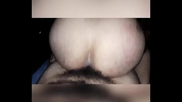 Regardez avec une ligne droite, jouer avec ma queue et finir vidéos de conduite