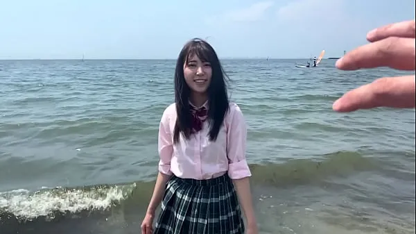 Mira Sexo en el hotel después de una cita en el mar. Un rico beso con un chico mayor. La técnica de la mamada es erótica. El coño se siente bien al ser tocado con los dedos. Porno casero amateur japonés videos de Drive