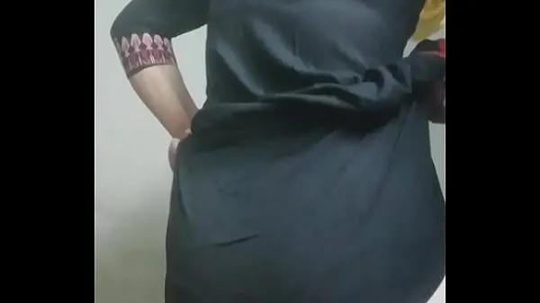 Regardez Cd meena big ass legging vidéos de conduite