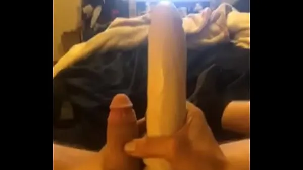 Pozrite si videá Large dildo going in my asshole šoférujte ich