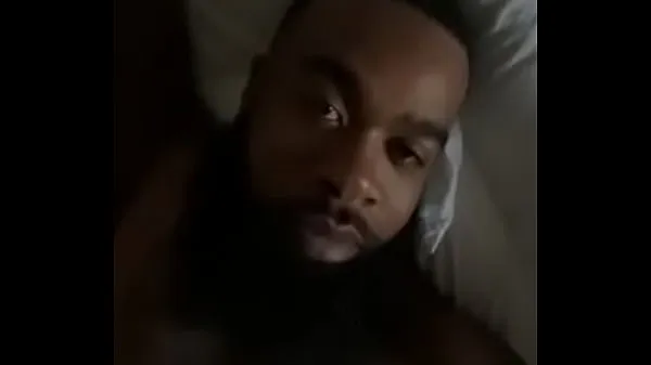 Tonton Black man memacu Video