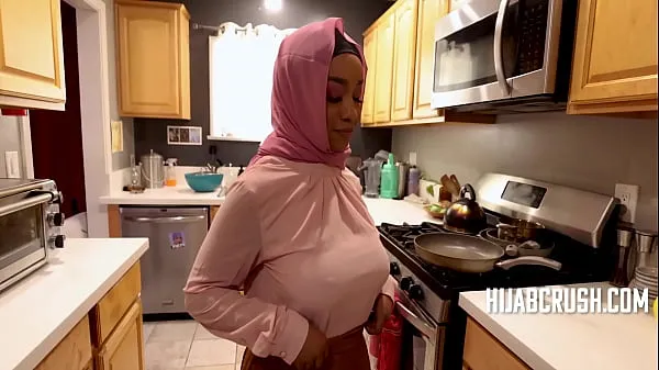 Tonton Curvy Ebony In Hijab Rides Like A Pro- Lily Starfire memacu Video