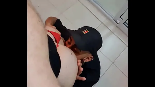 Tonton MALE PERFORMS THE FETISH OF AN IF**D DELIVERY WAITING FOR HIM IN PANTIES AS A REWARD WON A LOT OF PAU IN THE ASS (COMPLETE IN THE NET AND SUBSCRIPTION drive Video