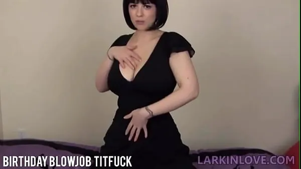 Παρακολουθήστε βίντεο Happy Birthday BJ and Tittyfuck with Long Tongue Queen Larkin Love οδήγησης