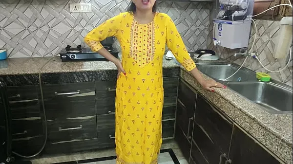 Παρακολουθήστε βίντεο Desi bhabhi was washing dishes in kitchen then her brother in law came and said bhabhi aapka chut chahiye kya dogi hindi audio οδήγησης