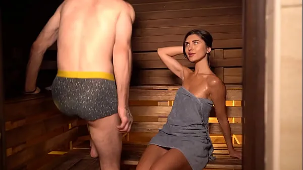 Assista It was already hot in the bathhouse, but then a stranger came in vídeos de drive