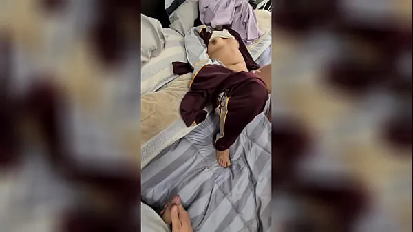 Mira I caught my stepdaughter masturbating while smelling my shirt, so I had to punish her by fucking her videos de Drive